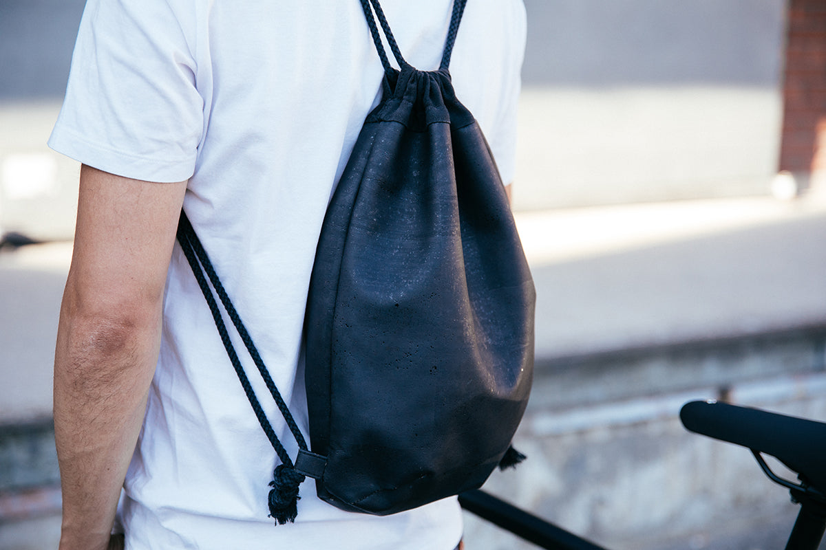 OUTLET! Aarni cork drawstringbag, backpack, black