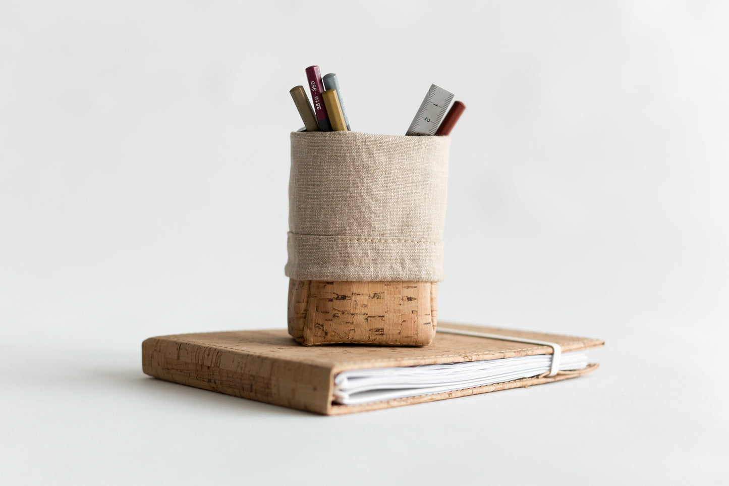 Thinkers&Makers pencil case/holder, cork