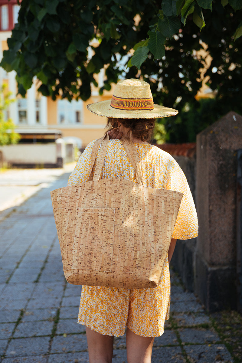 Aura big cork bag