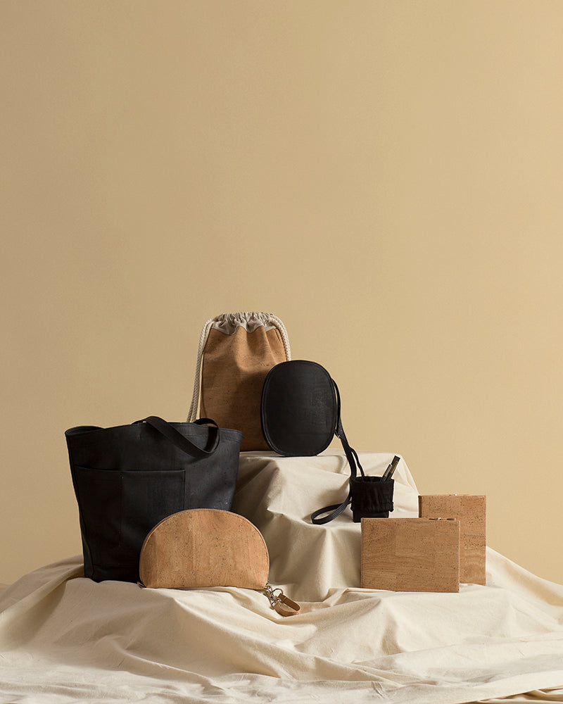 Aura big cork bag, black