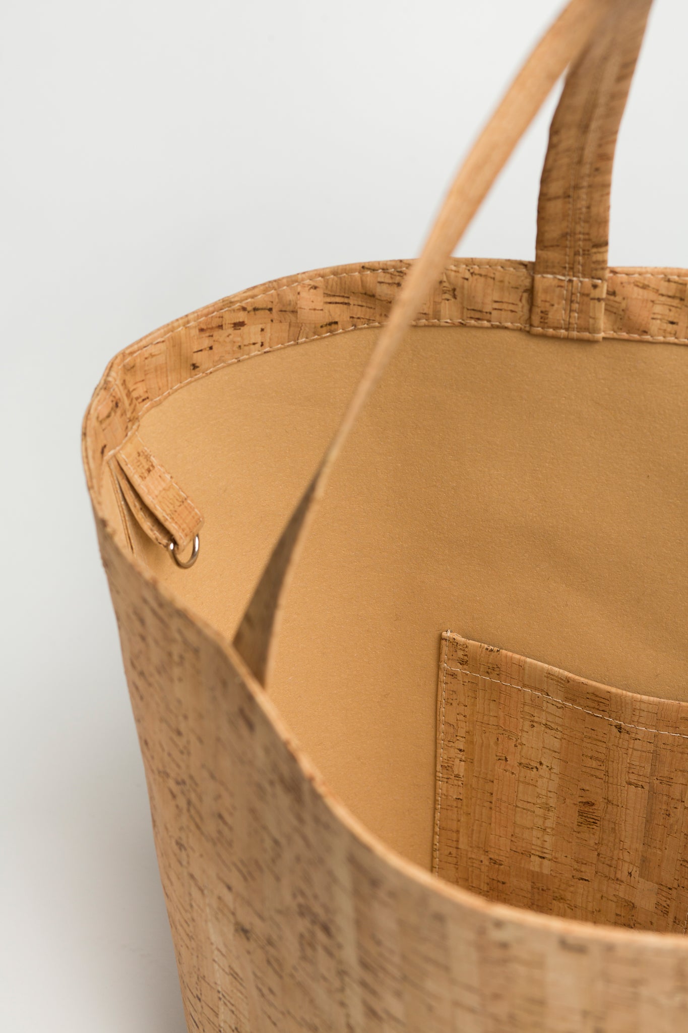 Aura big cork bag